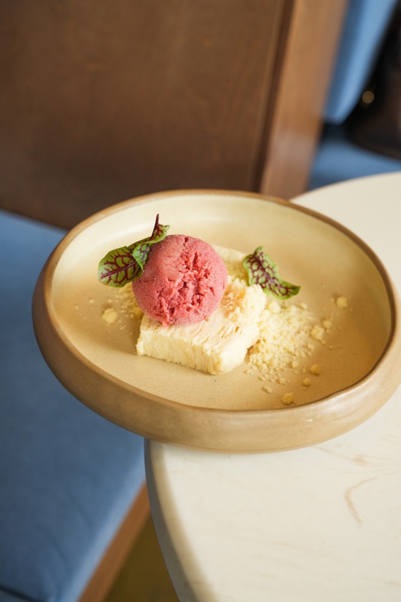 Y Bistro