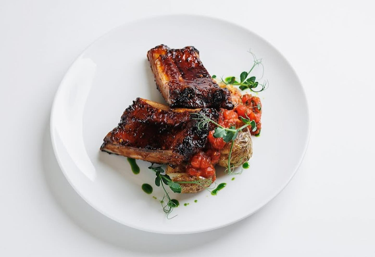 Feola’s Kitchen & Wine